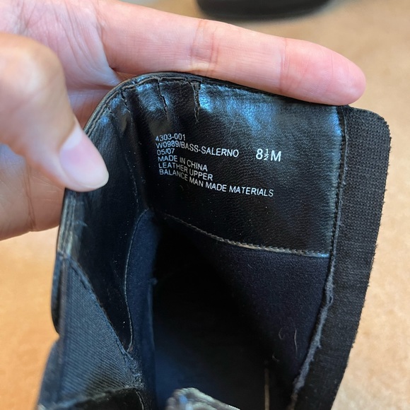 Leather heeled boots - Picture 4 of 4